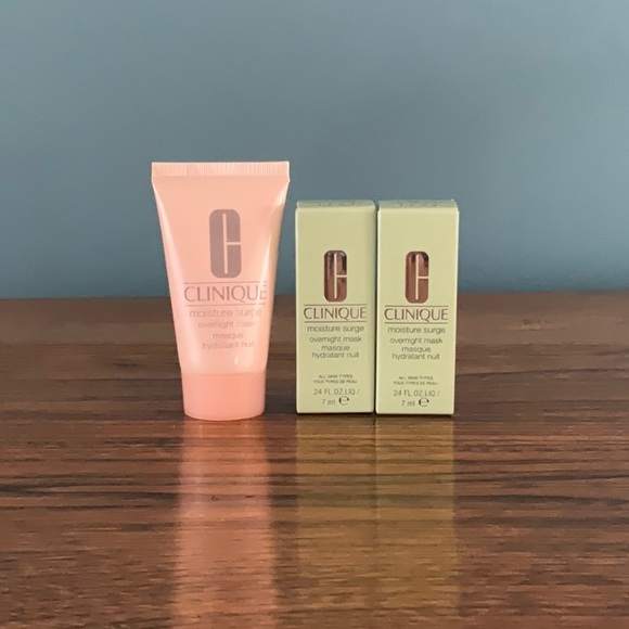 Clinique Sample Pack - Picture 2 of 5